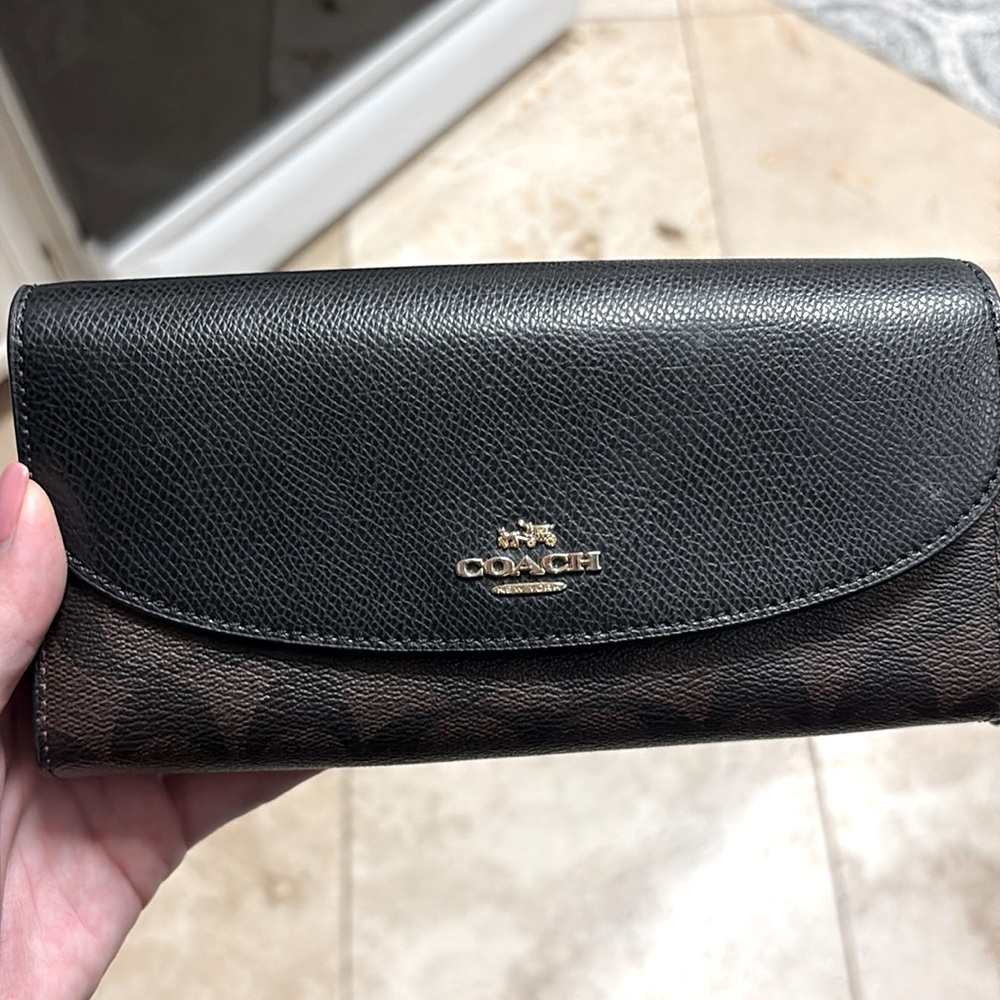 Coach Black and Brown Leather Wallet